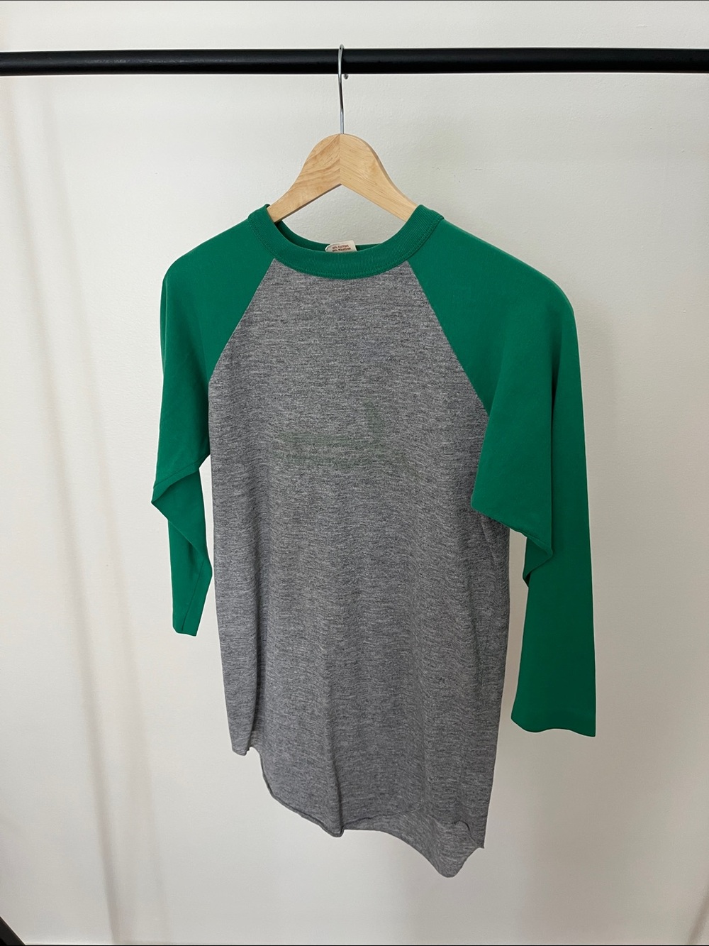 Vintage Philadelphia Eagles Raglan Baseball Tee - Green & Gray faded